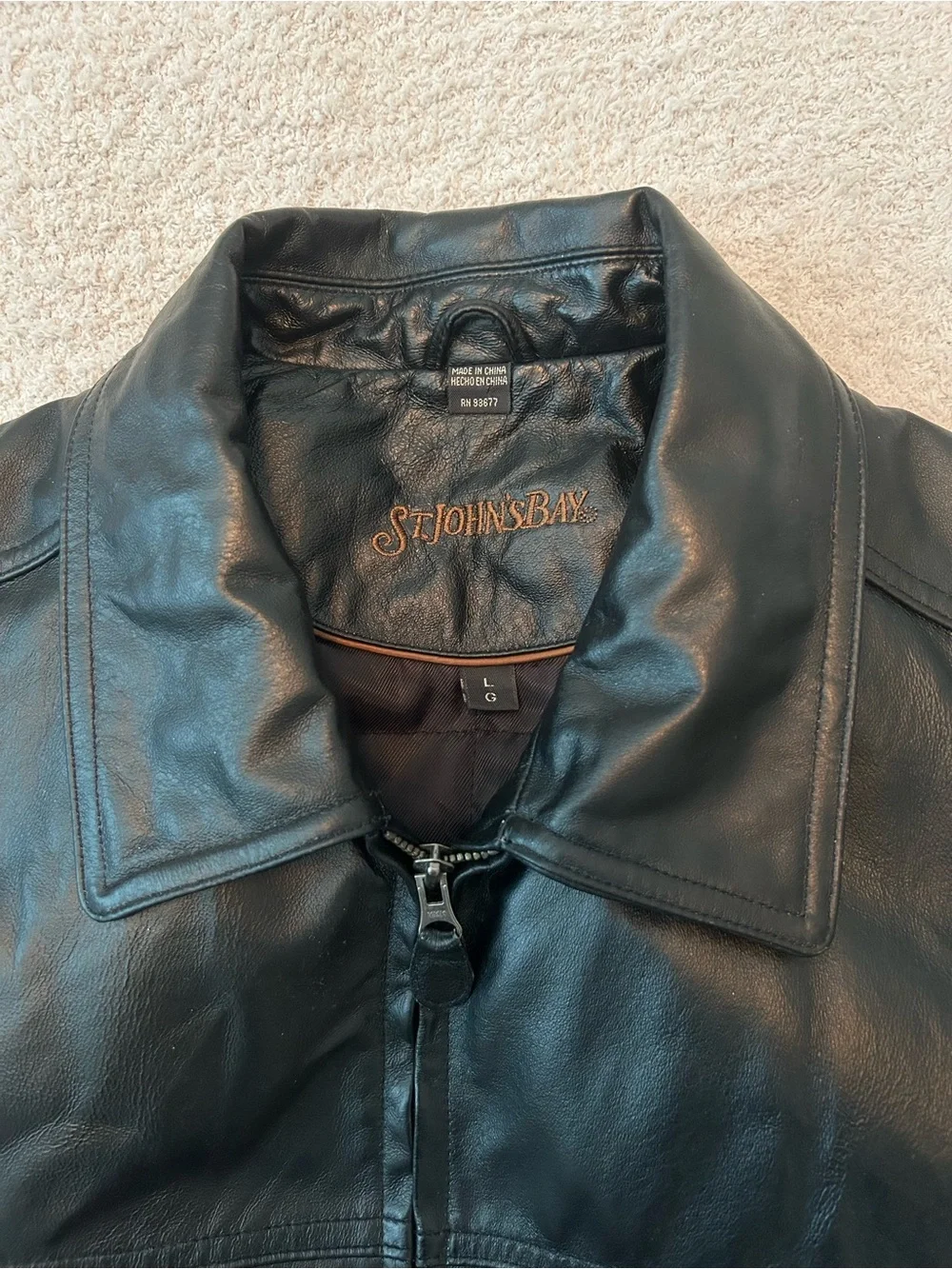 Men’s St John’s Bay vintage genuine leather black bomber jacket- Size Large